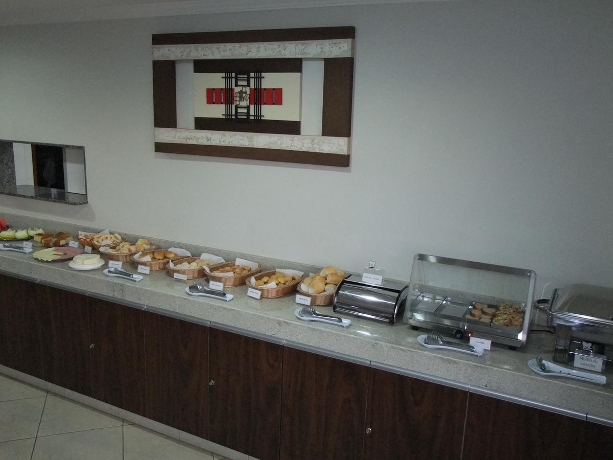 Beira Lago Palace Hotel Morrinhos  Buitenkant foto