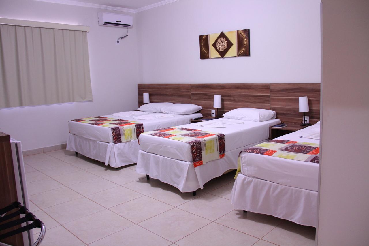 Beira Lago Palace Hotel Morrinhos  Buitenkant foto