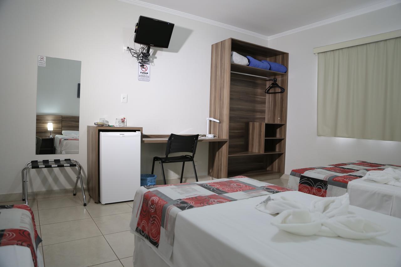 Beira Lago Palace Hotel Morrinhos  Buitenkant foto