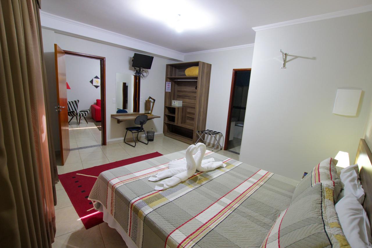 Beira Lago Palace Hotel Morrinhos  Buitenkant foto