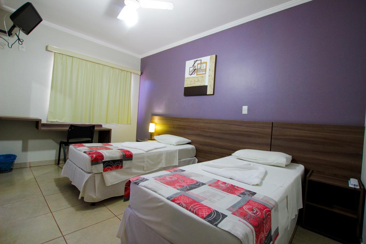 Beira Lago Palace Hotel Morrinhos  Buitenkant foto