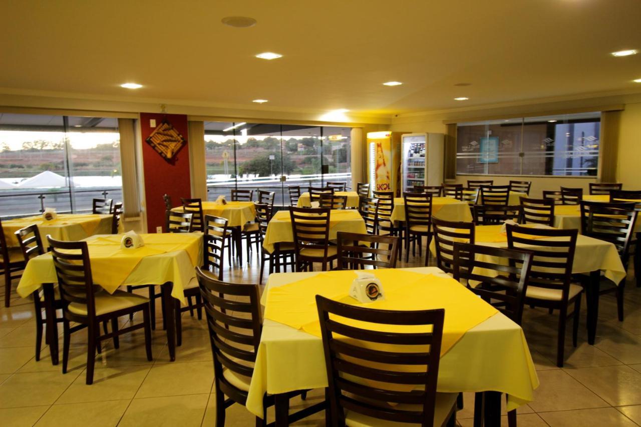Beira Lago Palace Hotel Morrinhos  Buitenkant foto