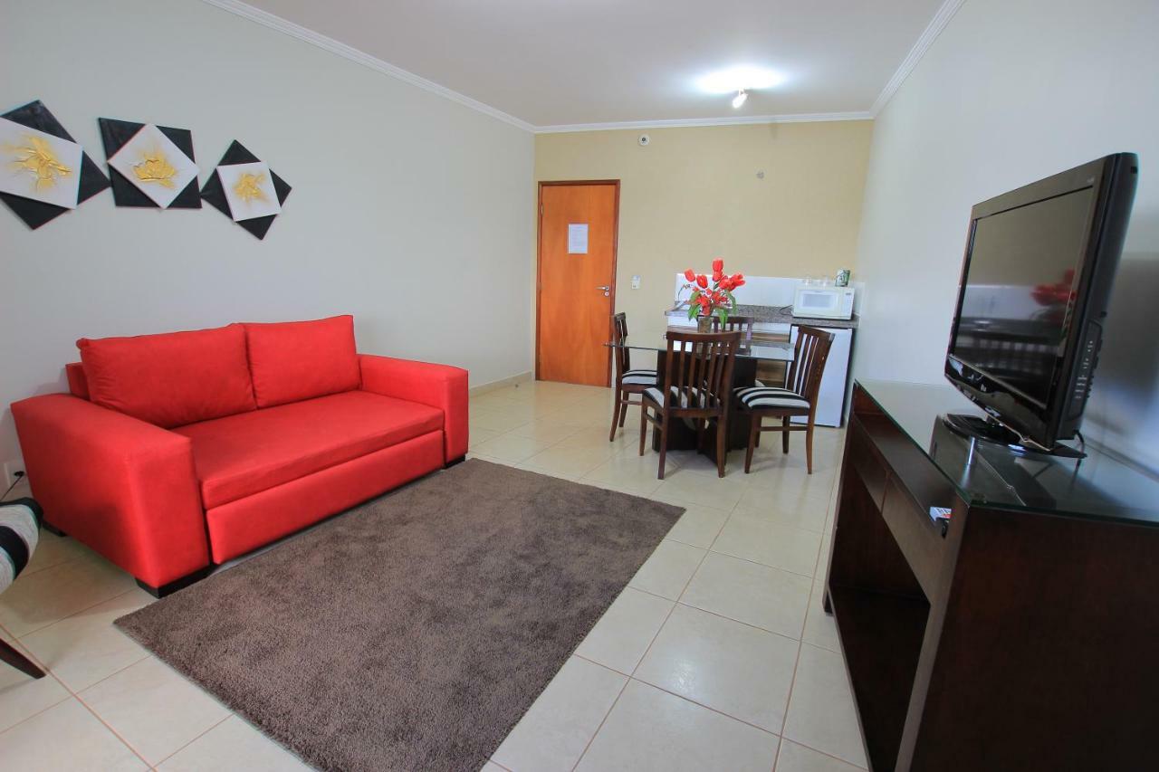 Beira Lago Palace Hotel Morrinhos  Buitenkant foto