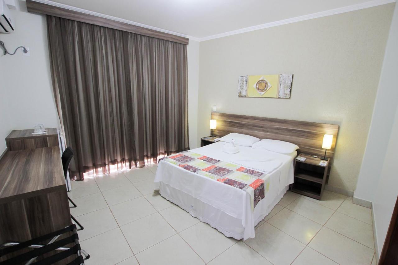 Beira Lago Palace Hotel Morrinhos  Buitenkant foto